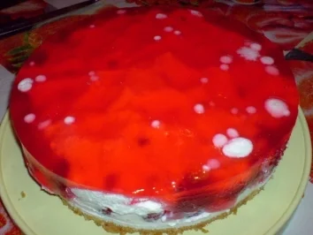 Rezept: Winterliche Erdbeertorte Bild Nr. 13 Winterliche Erdbeertorte - Rezept - Bild Nr. 13