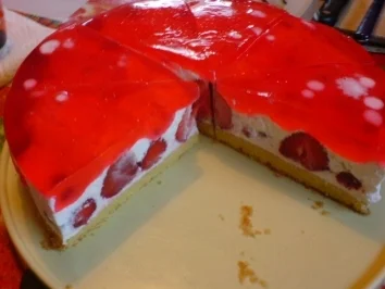 Rezept: Winterliche Erdbeertorte Bild Nr. 15 Winterliche Erdbeertorte - Rezept - Bild Nr. 15