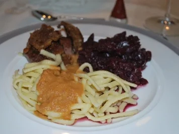 Rezept: Rehrücken mit Walnusskruste Rehrücken mit Walnusskruste - Rezept