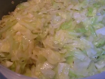 Spitzkohl, gedünstet - Rezept