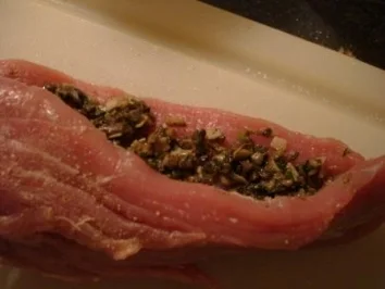 Gefülltes Schweinefilet mit Bärlauch-Trüffel-Knöpfle - Rezept