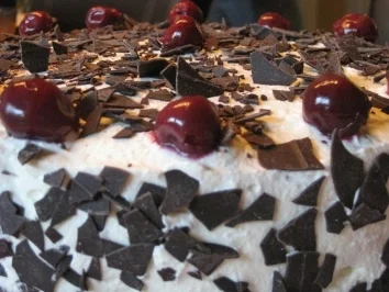 Schwarzwälder-Kischtorte à la Mama - Rezept