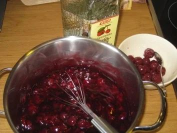 Schwarzwälder-Kischtorte à la Mama - Rezept - Bild Nr. 4