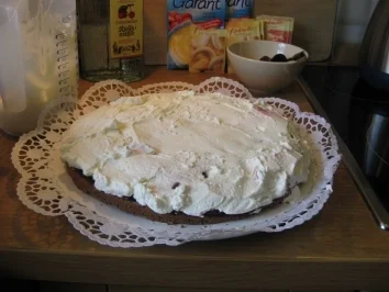 Schwarzwälder-Kischtorte à la Mama - Rezept - Bild Nr. 7