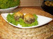 Frikadellen im Champignonmantel oder einfach überbackene Champignons - Rezept