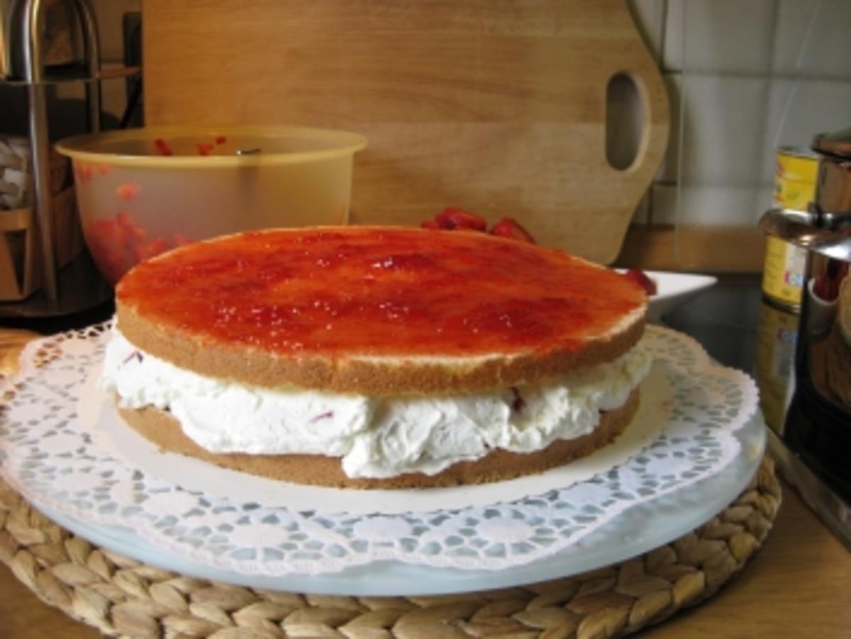 Erdbeertorte - Rezept - Bild Nr. 5