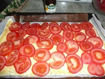 Rezept: Blätterteigtarte "mediteran" Bild Nr. 3 Blätterteigtarte "mediteran" - Rezept - Bild Nr. 3