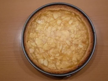 Apfel-Schmand-Kuchen aus Mürbeteig - Rezept
