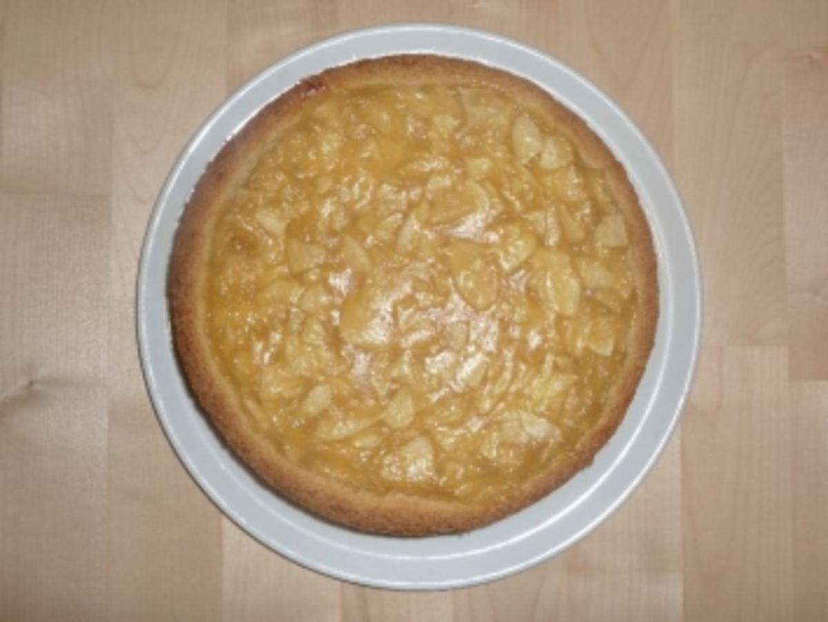 Apfel-Schmand-Kuchen aus Mürbeteig - Rezept