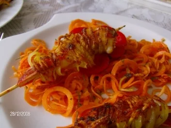 Garnelen im Kartoffelkleid auf einem Karottenbett - Rezept - Bild Nr. 2