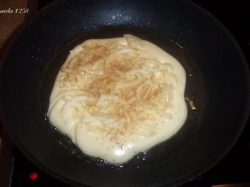 Rezept: Pfannkuchen mit "Apfelspaghettis" Pfannkuchen mit "Apfelspaghettis" - Rezept