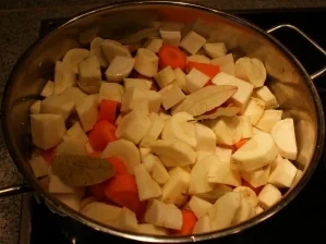 Pfefferkuchensoße auch Fischpfefferkuchensoße - Rezept