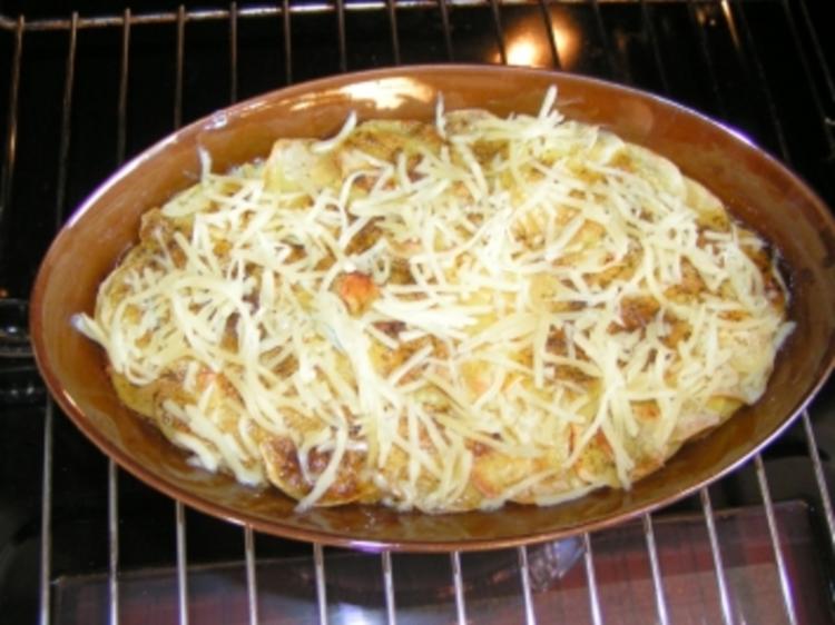 Gemüse Kartoffel Auflauf überbacken - einfach - 859 kcal/100g