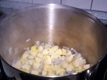 Rezept: Apfel-Rotkohl mit Zimtgeschmack Apfel-Rotkohl mit Zimtgeschmack - Rezept