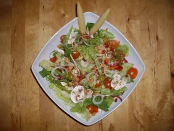 Rezept: Leichter Sommersalat Leichter Sommersalat - Rezept
