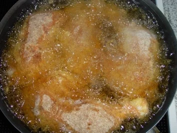 Rezept: Ausgebackene Hähnchenkeulen Bild Nr. 2 Ausgebackene Hähnchenkeulen - Rezept - Bild Nr. 2