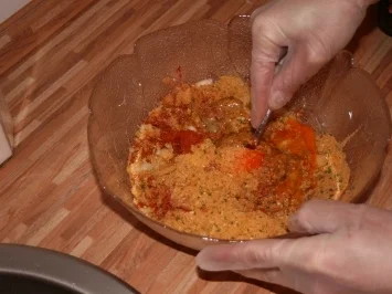 Frikadellen  (gefüllt) - Rezept