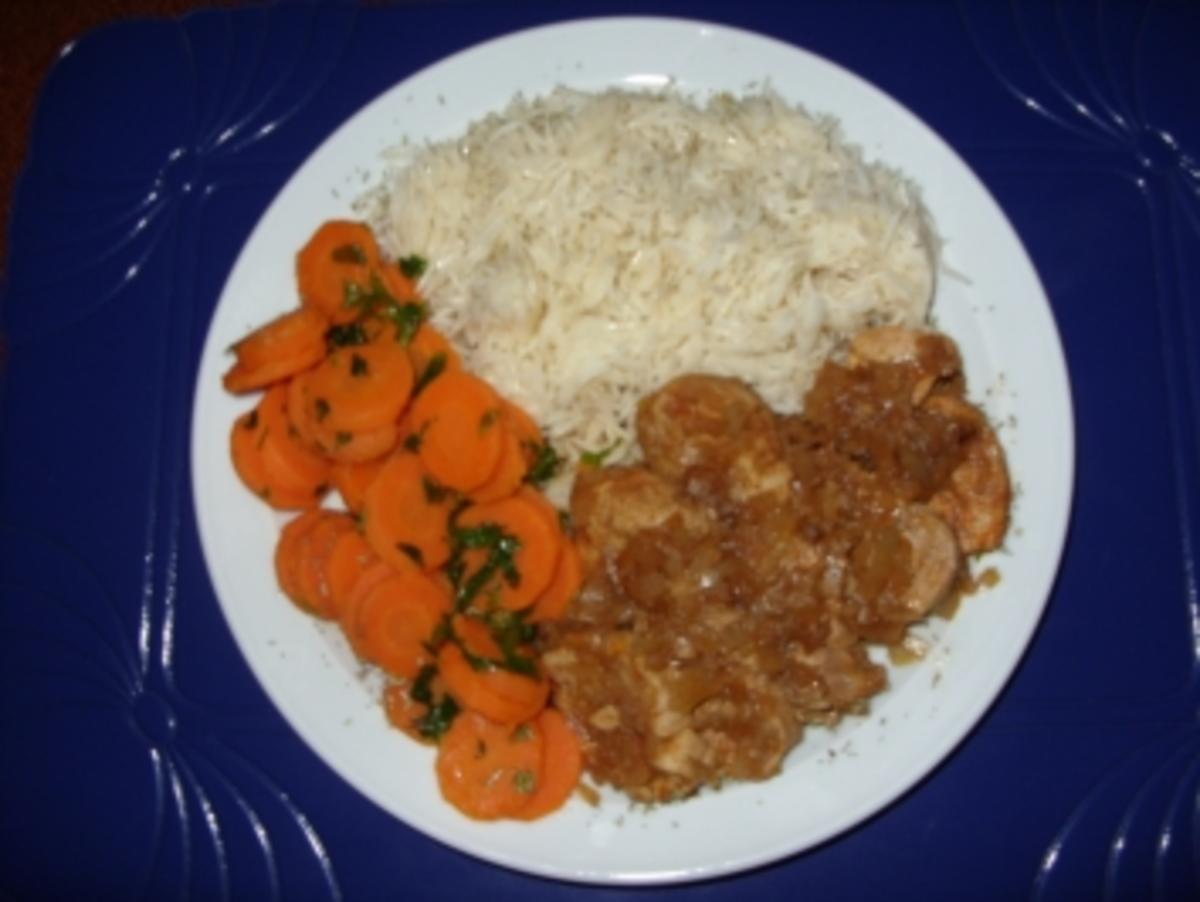 Schweinefilet mit Reis und Karottengemüse - Rezept