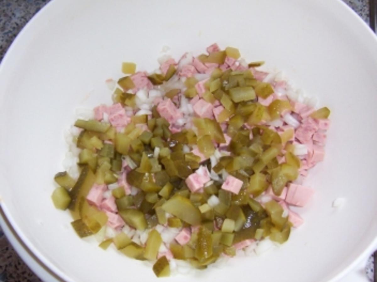 Russischer Kartoffelsalat - einfach - 69 kcal/100g Russischer Kartoffelsalat - einfach - 69 kcal/100g