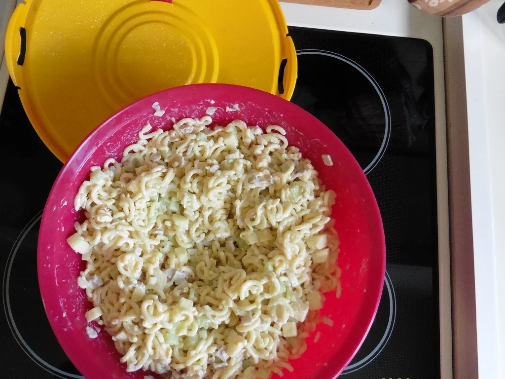 Rezept: Gaby´s frischer Nudelsalat Bild Nr. 385 Gaby´s frischer Nudelsalat - Rezept - Bild Nr. 385