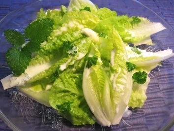 Salat-Herzchen in saurer Sahne - Rezept - Bild Nr. 3