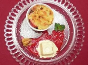 Fruit-Crumble mit Bourbon-Vanilleeiscreme - Rezept