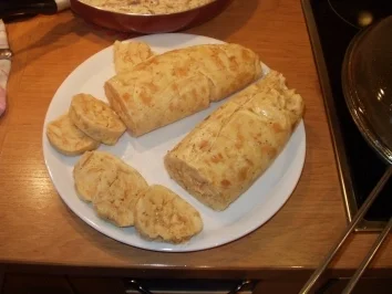 Semmelknödelscheiben selbstgemacht  mit Pfifferling-Sahne - Rezept