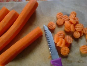 Rezept: Klare Möhrensuppe Bild Nr. 4 Klare Möhrensuppe - Rezept - Bild Nr. 4