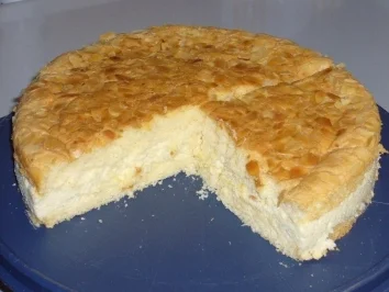 Rezept: Kikis Biskuit-Bienenstich "light" Bild Nr. 4 Kikis Biskuit-Bienenstich "light" - Rezept - Bild Nr. 4