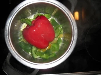 Rezept: Gefüllte Paprikaschoten Gefüllte Paprikaschoten - Rezept