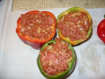 Rezept: Bunte gefüllte Paprika Bild Nr. 4 Bunte gefüllte Paprika - Rezept - Bild Nr. 4