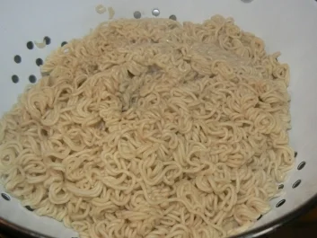 pikante Mie-Nudelpfanne - Rezept