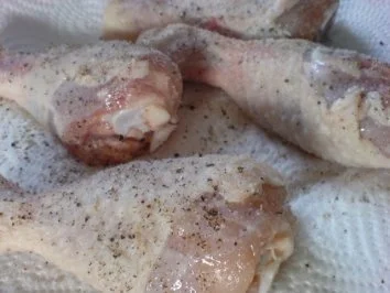 Rezept: Hähnchenschenkel im Kräutermantel Bild Nr. 5 Hähnchenschenkel im Kräutermantel - Rezept - Bild Nr. 5