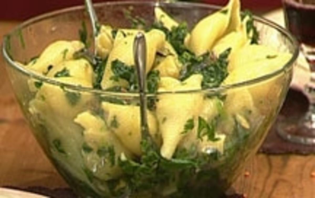 Bilder für Nudelsalat orientalisch mit Spinat, Mandeln und Curry - Rezept