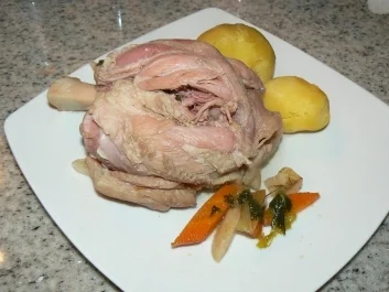 Mamas herzhaftes Eisbein- Rezept - Rezept