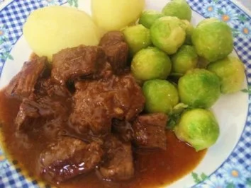 Rindsragout nach Oma´s  Art - Rezept - Bild Nr. 2