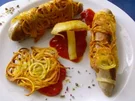 Verwickelte Bratwürste nebst Kartoffelpilz (Spiralschneider-Rezept) - Rezept
