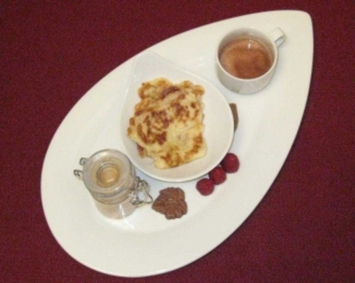 Bilder für Finnische Pflaumencreme-Crêpes und heiße Schokolade mit Pfiff - Rezept