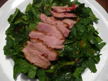 Rezept: Scharfer Entenbrust-Salat Scharfer Entenbrust-Salat - Rezept