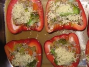 Paprika mit Gemüse- Hack- Füllung - Rezept