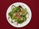 Feldsalat mit Pilzen und gerösteten Pinienkernen (Martin Rütter) - Rezept