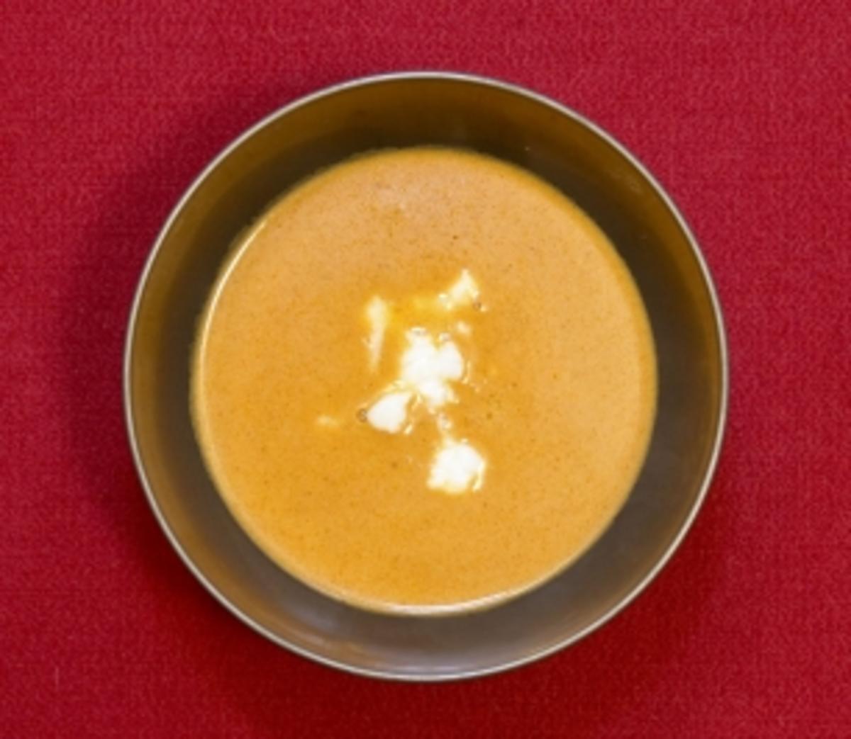 Langusten-Kokos-Suppe (Sandy Mölling) - Rezept