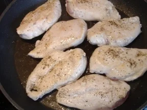 Rezept: Poulardenbrust auf Spinateierkuchen Bild Nr. 5 Poulardenbrust auf Spinateierkuchen - Rezept - Bild Nr. 5