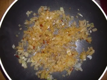 Putenbruststreifen an Gemüsebett - Rezept