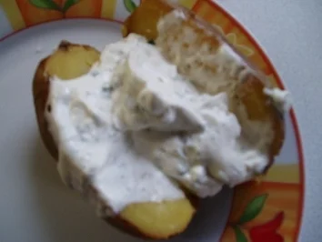 Rezept: Baked Potato mit Sour Cream Baked Potato mit Sour Cream - Rezept