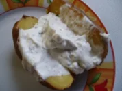 Rezept: Baked Potato mit Sour Cream Baked Potato mit Sour Cream - Rezept