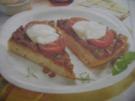 Überbackenes Fladenbrot mit Hackfleisch - Rezept
