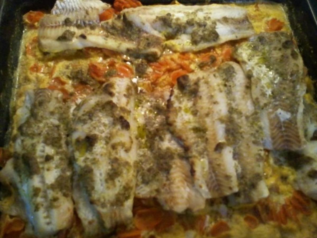 Fischfilet auf Möhren mit Pesto - Rezept