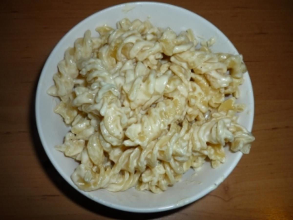Pasta mit Schnittlauch-Käsesauce - Rezept