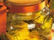 Rezept: Würziger Käse in Olivenöl Würziger Käse in Olivenöl - Rezept